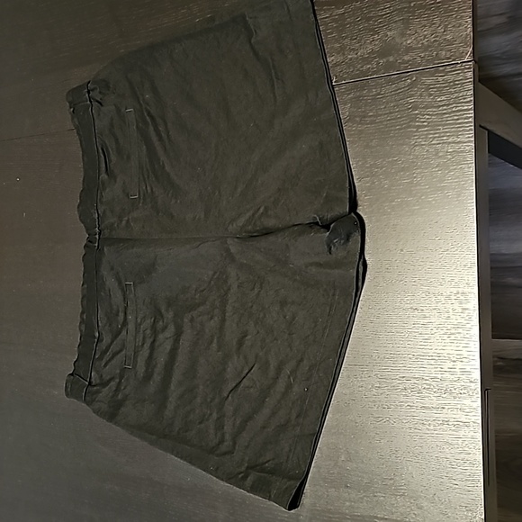 REITMANS Front Tie Detail Short - Picture 5 of 7